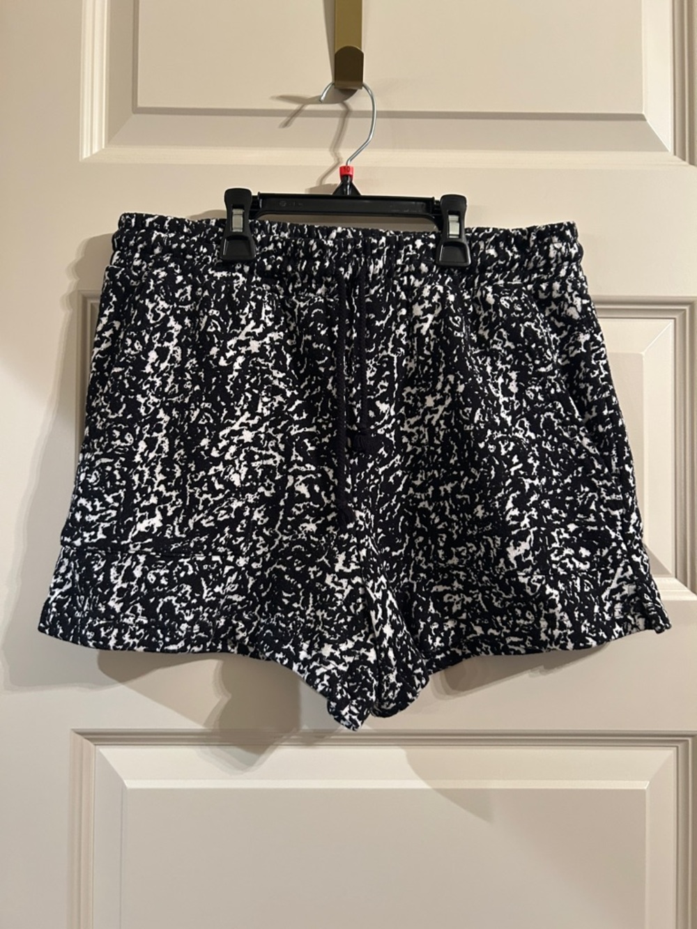 Women’s Black & White Printed Athletic Shorts with Elastic Waist